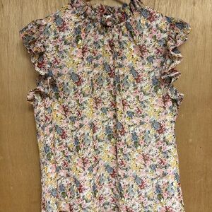 ANDTHEWHY floral top Size L
